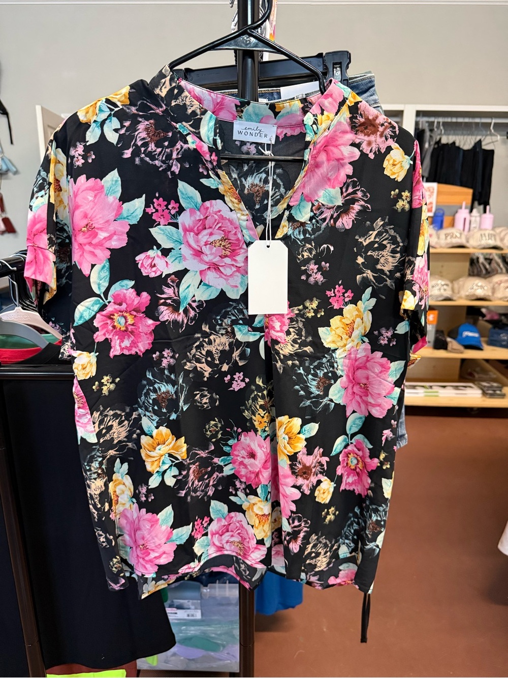 Emily Wonder Floral V-Neck Short Sleeve Blouse